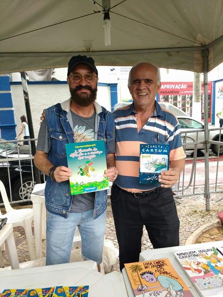 DOMMINGOS de malas prontas para o 2º Festival Literário de Caratinga