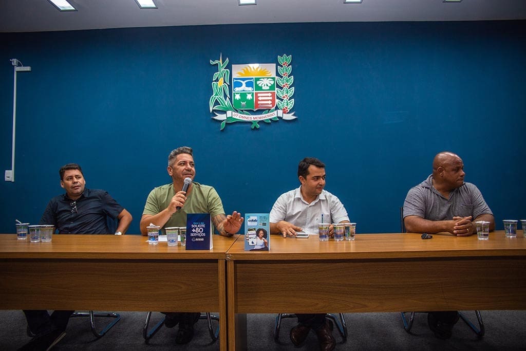 Prefeitura de Araxá entrega uniformes para clubes amadores e rurais