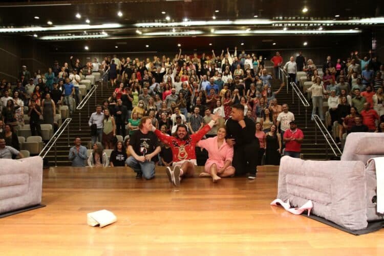 CAMPANHA VÁ AO TEATRO 28 ANOS DE P0PULARIZAÇÃO APRESENTA FESTIVAL DE ATRAÇÕES