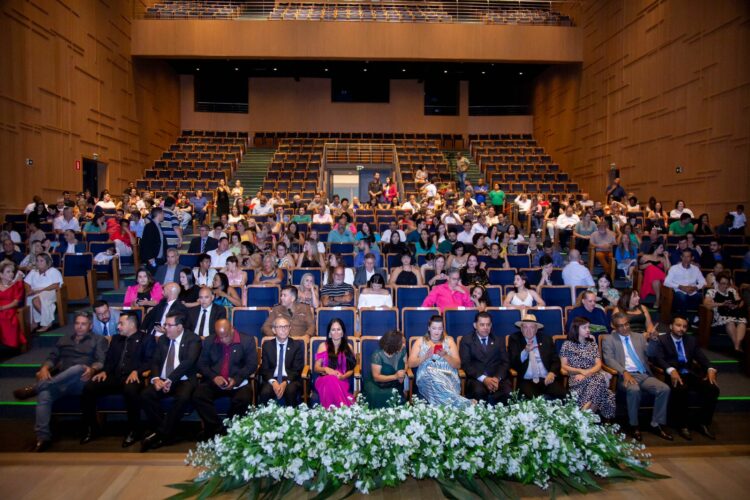 Legislativo realiza evento em comemoração ao Dia Internacional das Mulheres