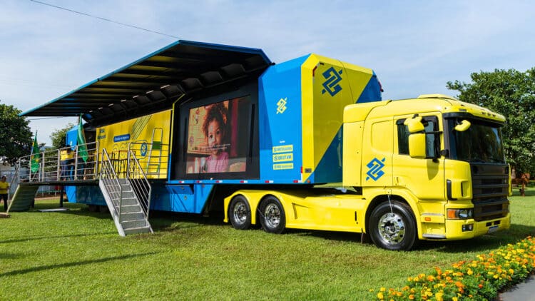 Carreta do Circuito de Negócios do Banco do Brasil vai estacionar na Fenadoces 2023