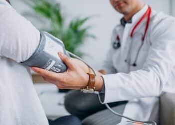 Combatendo à Hipertensão: especialista do Hapvida NotreDame Intermédica alerta sobre os riscos da doença e destaca a importância da prevenção