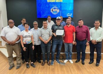 Câmara homenageia 20 anos da CIMTB em Araxá
