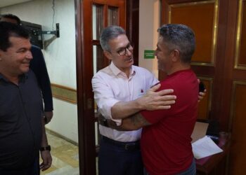 Prefeito se reúne com governador e lideranças da região