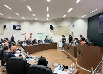 Vereadores aprovam oito Projetos de Lei durante Reunião Ordinária