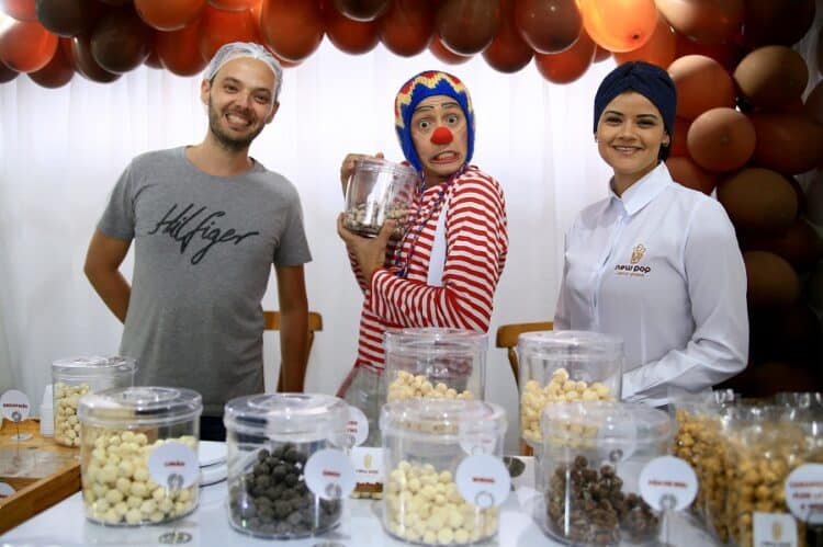 Fenadoces 2023 é aberta e vai até domingo com dezenas de atrações e muitas delícias