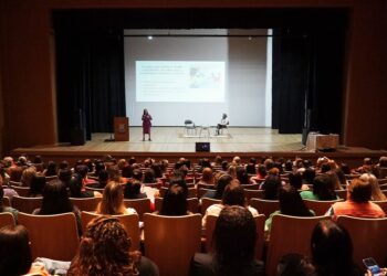 Prefeitura de Araxá promove Seminário de Enfrentamento à Violência Infanto-Juvenil para 1.200 profissionais da Edu
