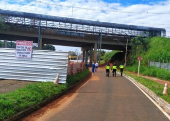 Trânsito de veículos será liberado em uma das pistas da avenida Dâmaso Drummond