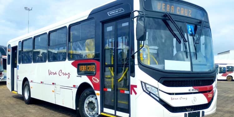 Renovação da frota de veículos do transporte coletivo é iniciado e ônibus terão acesso de internet gratuito para passageiros em Araxá