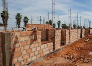 Prefeitura de Araxá inicia construção do Cemei Terezinha Côrtes no bairro Jardim Europa