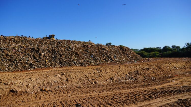 Prefeitura de Araxá busca parcerias para instalação de usina que vai transformar lixo em matéria-prima