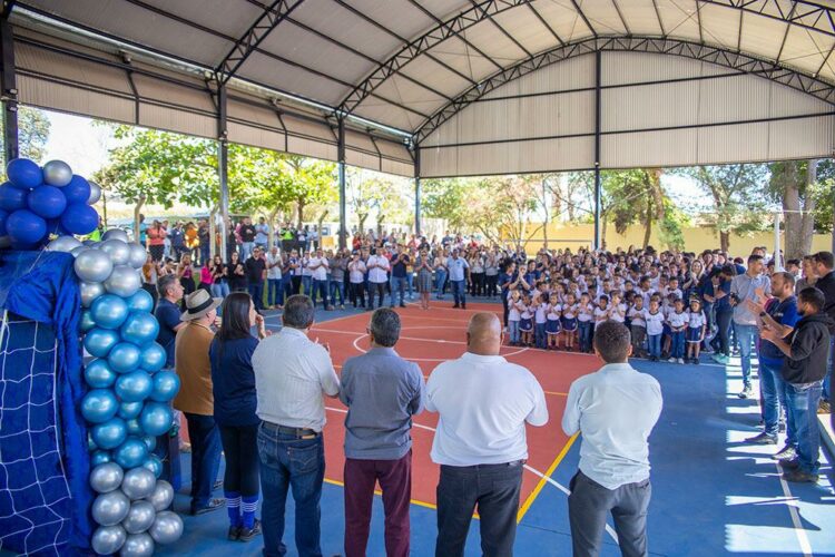 Prefeitura de Araxá entrega reforma da Escola Municipal Francisco Primo de Melo