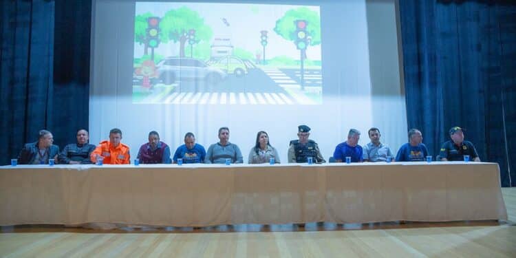 Prefeitura de Araxá, 37º BPM e Consep entregam certificados de formatura da Transitolândia para 360 alunos