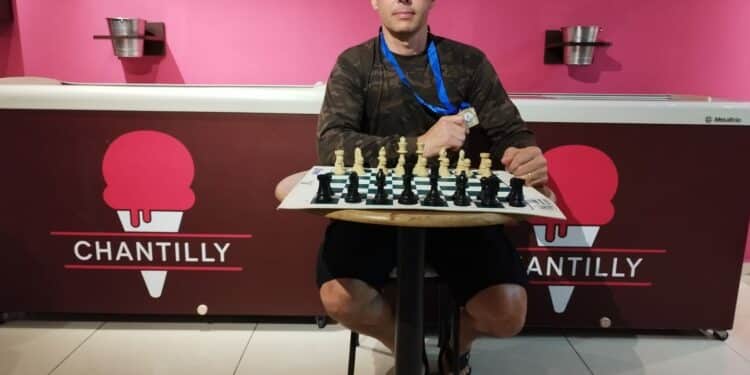 Sargento Gonçalves é campeão da 8ª Copa Chantilly de Xadrez