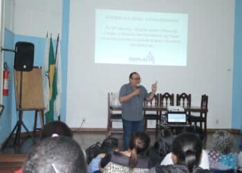 Servidores divididos aprovam sugestões para serem anexados em projetos de lei