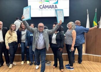 Histórico: Projetos de Planos de Cargos e Salários são aprovados em reunião extraordinária da Câmara Municipal