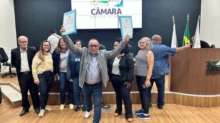 Histórico: Projetos de Planos de Cargos e Salários são aprovados em reunião extraordinária da Câmara Municipal