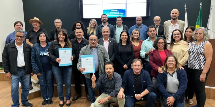 Câmara aprova Plano de Cargos e Salários do Servidor Público e Plano de Carreira da Educação