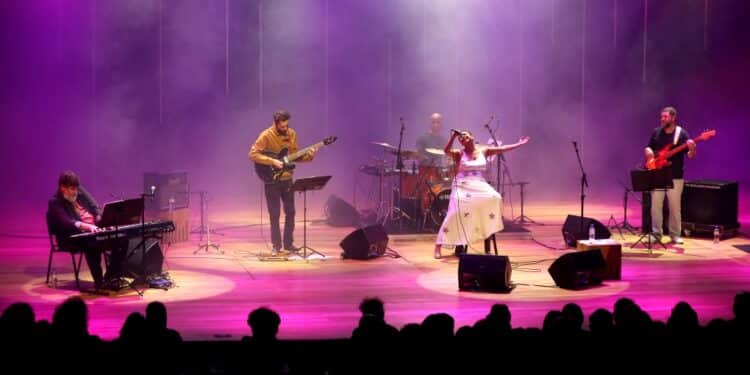 *Teatro Municipal de Uberlândia-MG receberá encerramento de turnê em homenagem à Elis Regina*