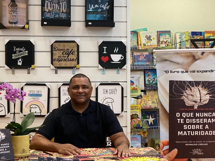 Manhã de autógrafos no próximo sábado (24/06) na livraria Nobel das 10 às 12h