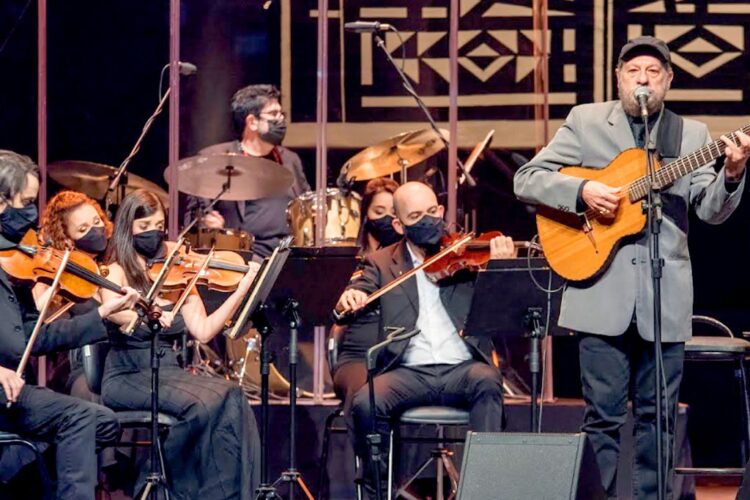 João Bosco e Orquestra Ouro Preto se apresentam em Araxá no próximo domingo