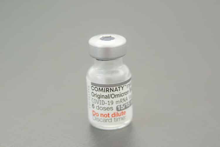 Saúde convoca público infantil para vacina monovalente contra a Covid-19 nesta sexta (02); confira outros públicos