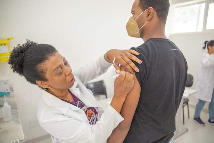 Confira o cronograma de vacinação contra a Covid-19 para esta quarta-feira (21)