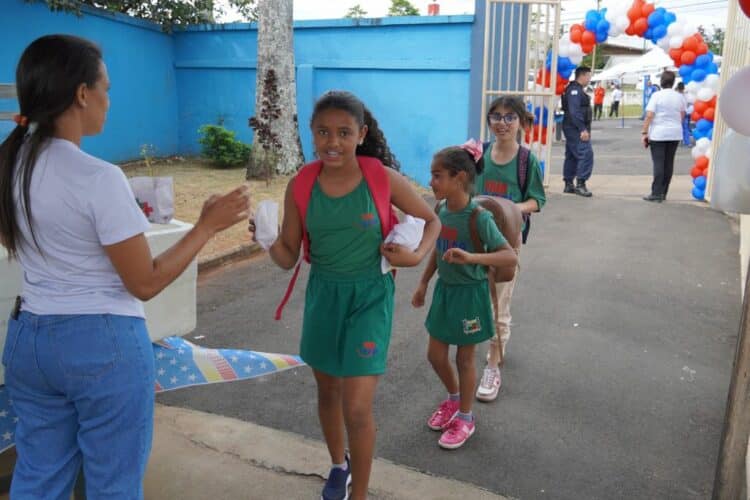 Encerramento do Projeto Viva a Vida é marcado com grande confraternização entre alunos, pais, instrutores e parceiros