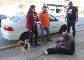 Prefeitura de Araxá intensifica abordagem de moradores em situação de rua no período do frio