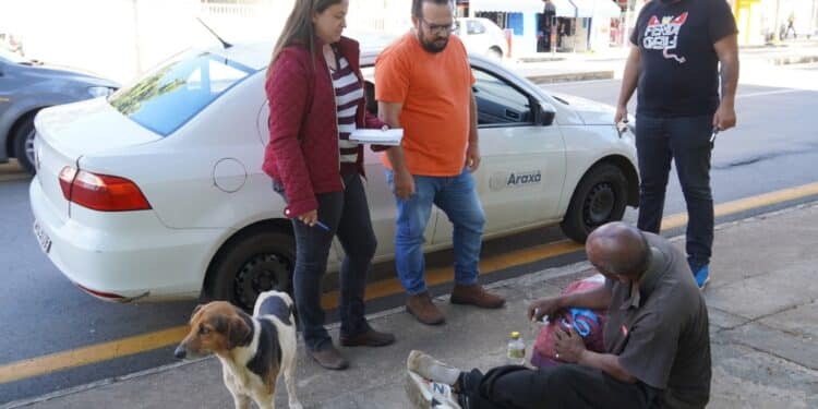 Prefeitura de Araxá intensifica abordagem de moradores em situação de rua no período do frio