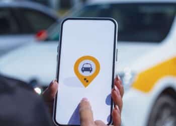 Prefeitura de Araxá abre credenciamento de carros de aplicativos que fazem transporte de passageiros