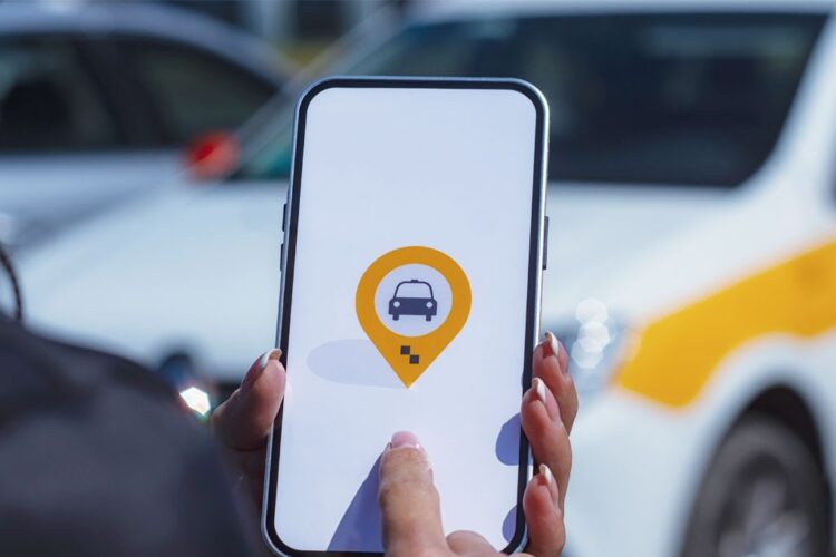 Prefeitura de Araxá abre credenciamento de carros de aplicativos que fazem transporte de passageiros