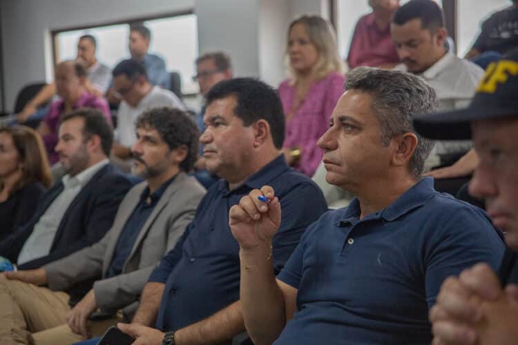 Araxá recebe reunião técnica para apresentação de cronograma de melhorias e concessão das rodovias da região