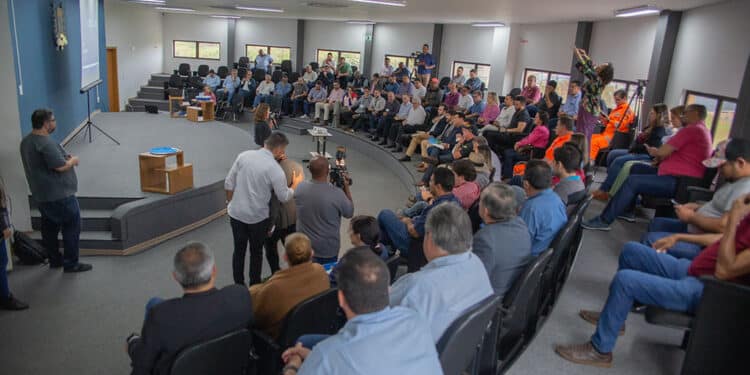 Araxá recebe reunião técnica para apresentação de cronograma de melhorias e concessão das rodovias da região