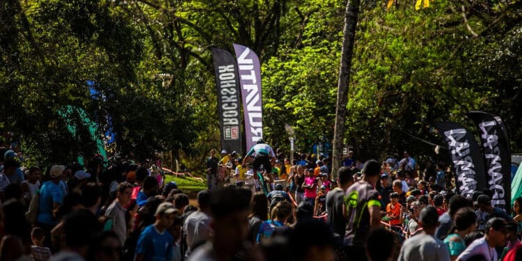 ESTREIA DA CIMTB EM NOVA LIMA (MG) REÚNE MAIS DE 900 ATLETAS NA LAGOA DOS INGLESES