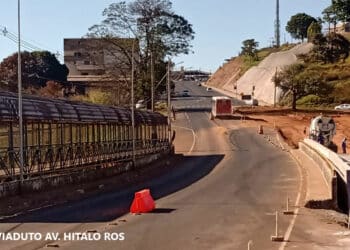 Segurança Pública alerta condutores para cuidados no tráfego no viaduto da avenida Hitalo Ros e na antiga rua do Matadouro