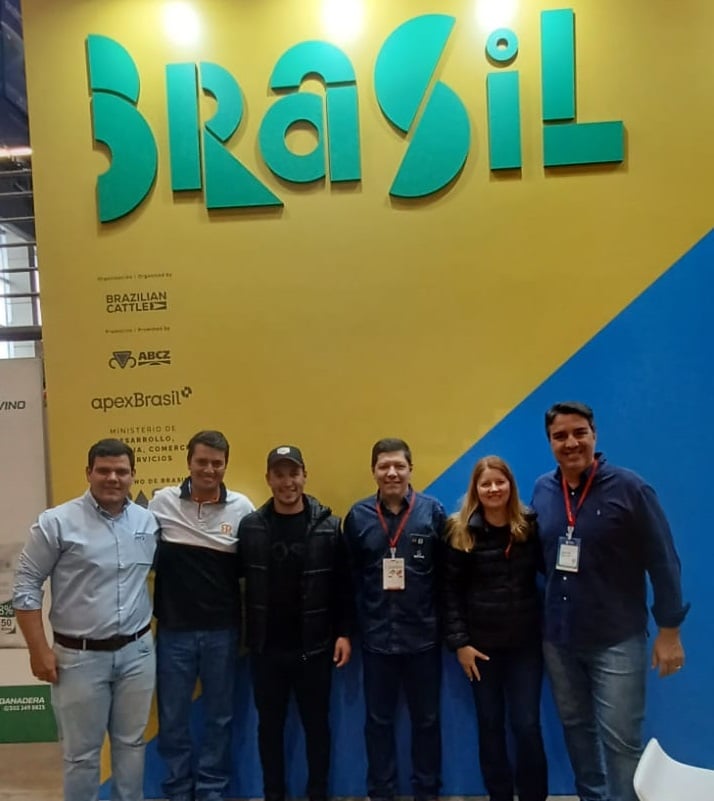 Girolando e Federação da Colômbia solicitam abertura de comércio bilateral de animais vivos