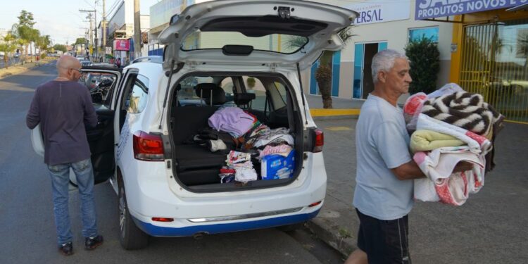 Prefeitura de Araxá realiza mais uma entrega de itens arrecadados pela Campanha do Agasalho 2023 – Doar é Aquecer