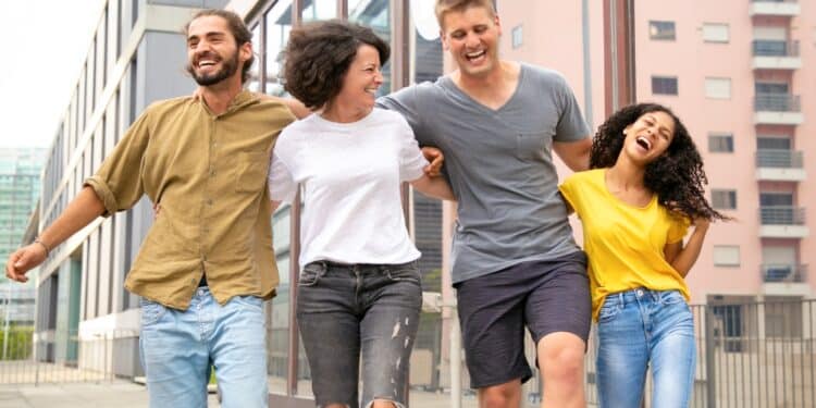 Dia Mundial da Alegria chama a atenção para autoestima e saúde bucal