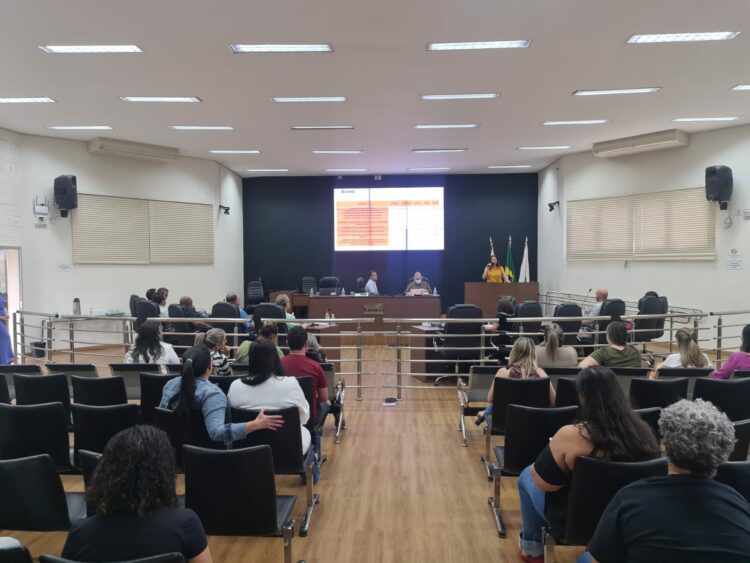 Secretaria Municipal de Saúde apresenta prestação de contas na Câmara Municipal