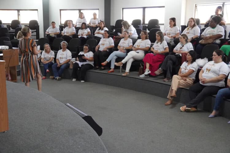 Prefeitura de Araxá abre Campanha Agosto Dourado e promove ações durante todo o mês