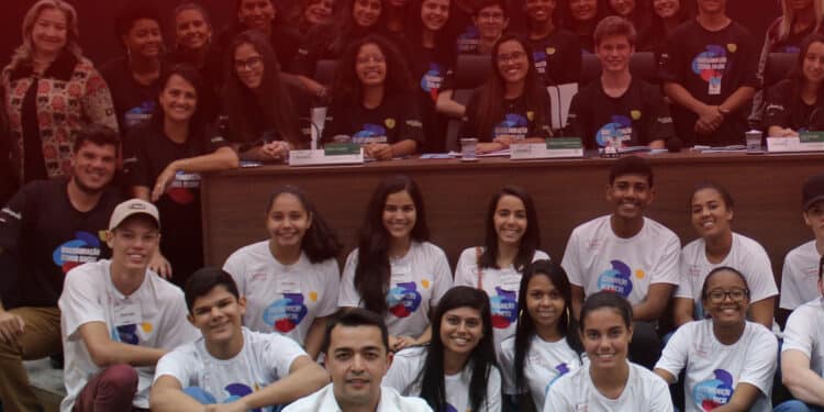 Convite Plenária Municipal Parlamento Jovem Minas Araxá
