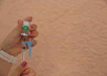 Confira o cronograma de vacinação contra a Covid-19 para esta sexta-feira (1º)