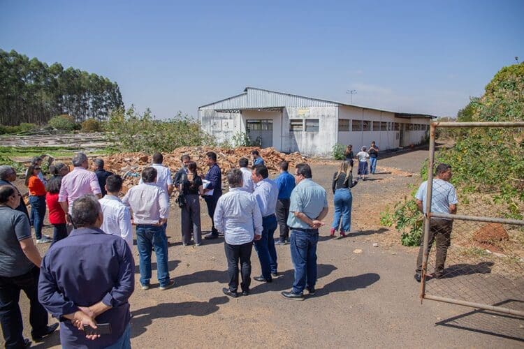 Reitora da UFTM destaca espaços oferecidos pela Prefeitura de Araxá para implantação do campus