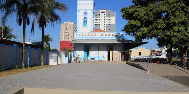 Sede da Fundação Cultural Calmon Barreto contempla exposições e espaços destinados a artistas