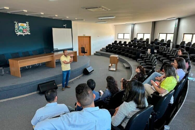 Sine Araxá promove reunião com agências de emprego para impulsionar políticas públicas do setor