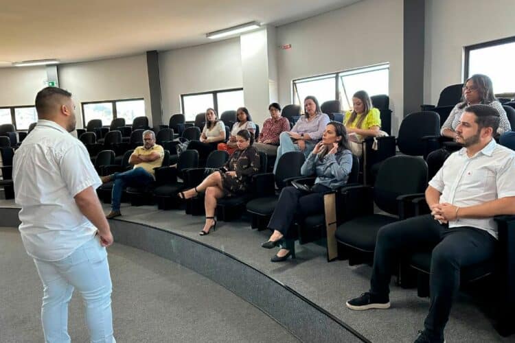 Sine Araxá promove reunião com agências de emprego para impulsionar políticas públicas do setor