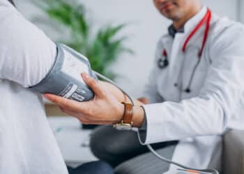 Colesterol e doenças cardiovasculares: como a prevenção pode salvar vidas