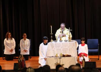 Colégio São Domingos celebra o Padroeiro com missa e Encontro de Jovens