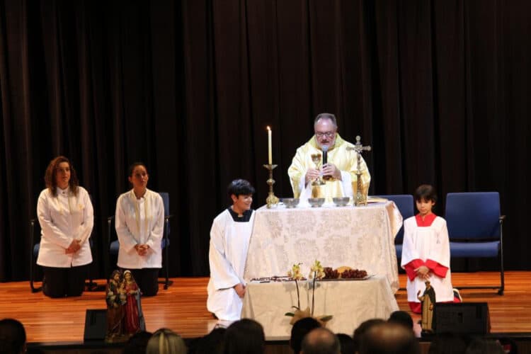 Colégio São Domingos celebra o Padroeiro com missa e Encontro de Jovens